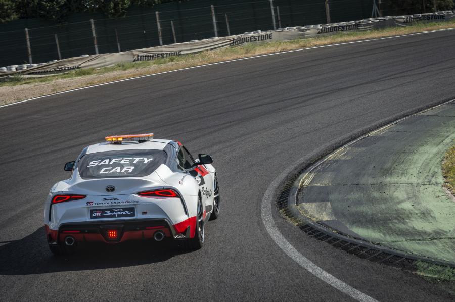  Toyota GR Supra Safety Car (A90) 2019 года  (фото 4 из 21)